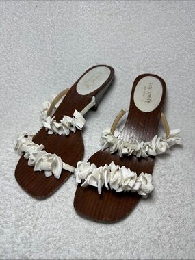 Kate Spade Shell Summer sandals. 8